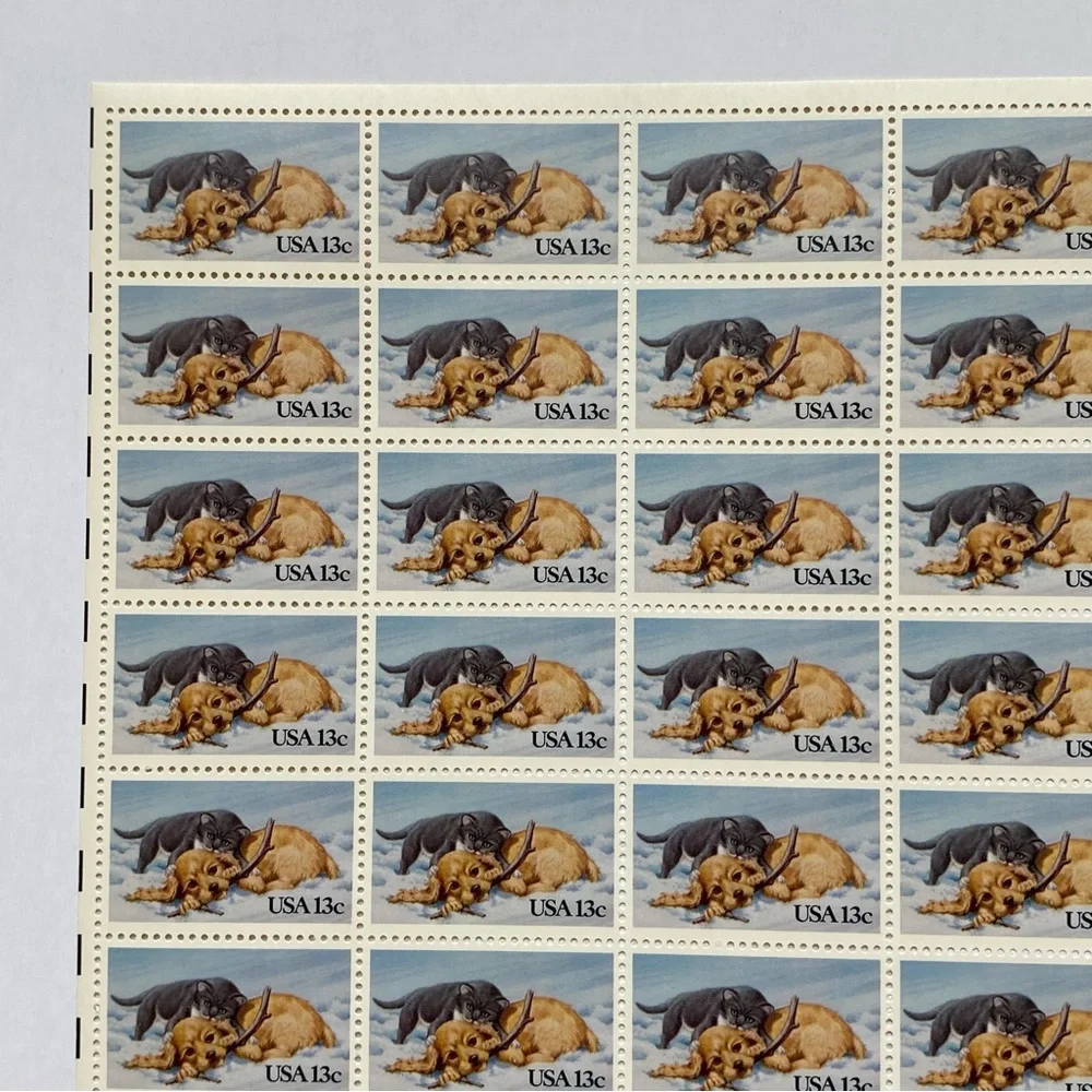 Kitten and Puppy Commemorative Issue Stamp Full Sheet 13 cent MNH #2025 Unhinged